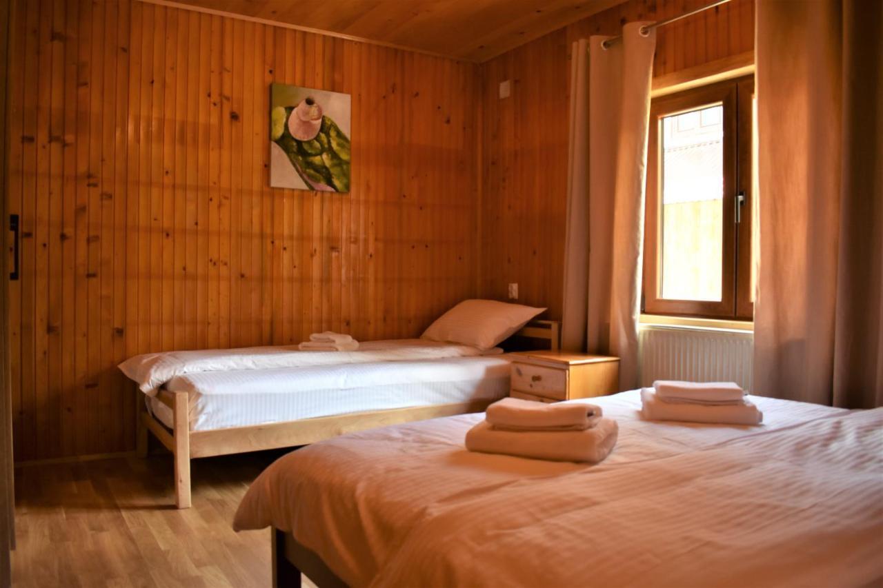 Srna Chalet Жабляк Экстерьер фото